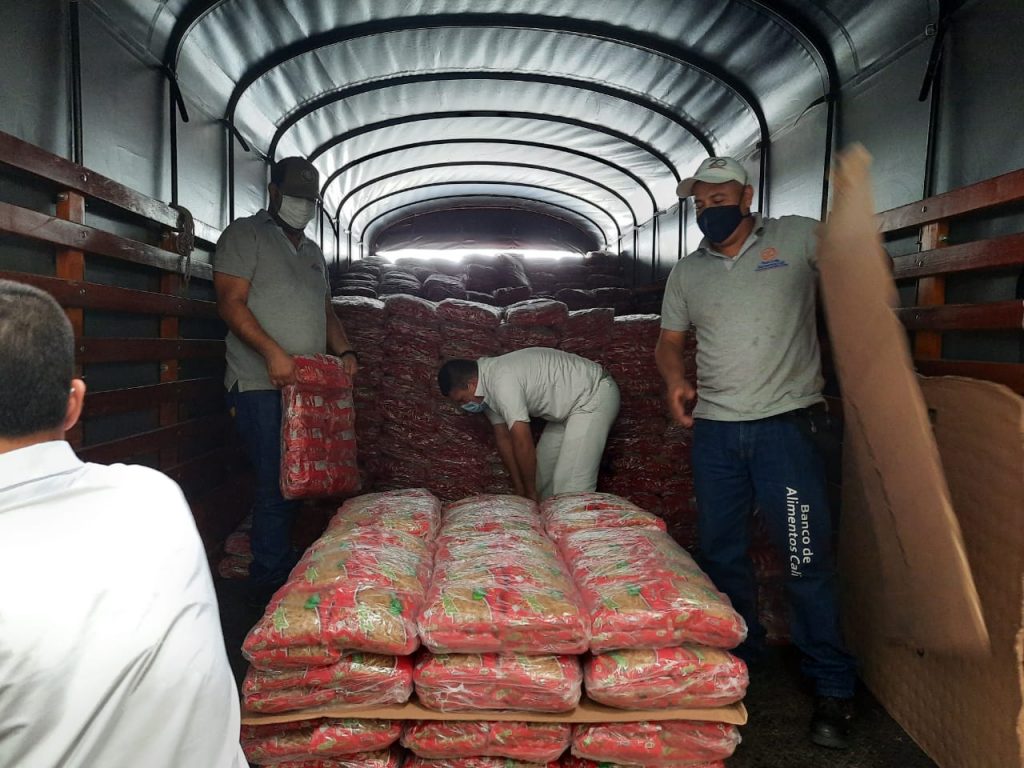 DONACIÓN GRUPO SOLARTE(3)