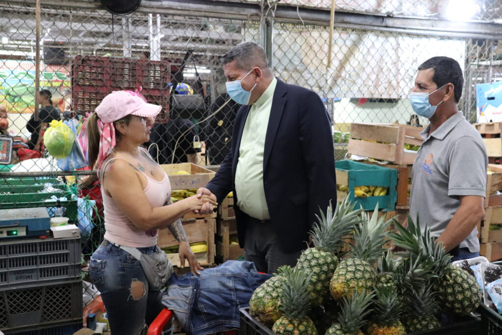VISITA CAVASA BANCO DE ALIMENTOS CALI (4)