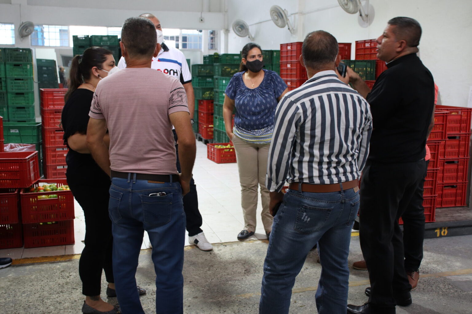 CAVASA VISITÓ EL BANCO DE ALIMENTOS (4)